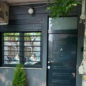 πολυτελεσ στουντιο φαληρο πλησιον ραδιο σιτυ Θεσσαλονίκη